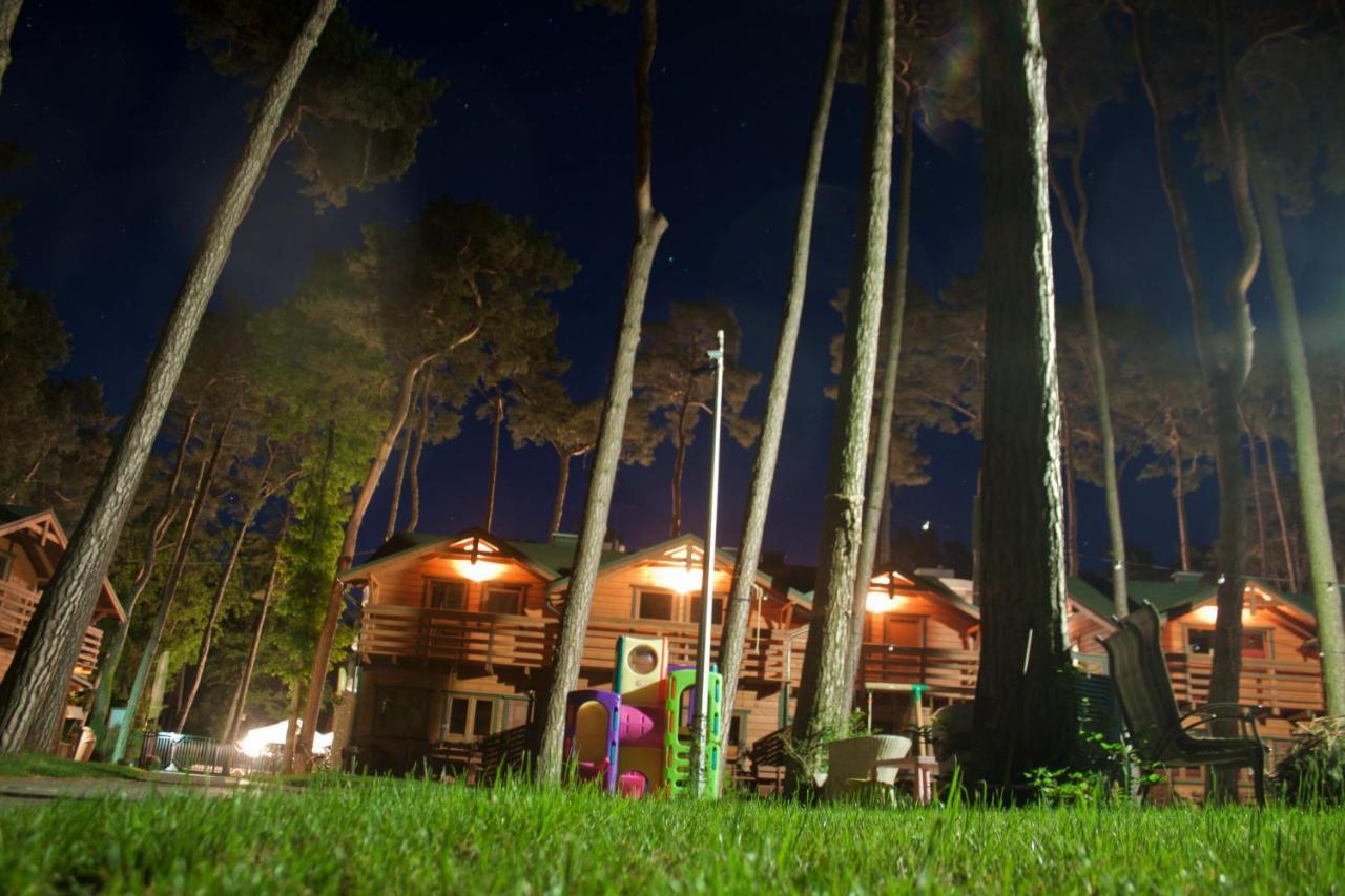 Natura Park Ustronie Morskie - Domki, Apartamenty Ngoại thất bức ảnh